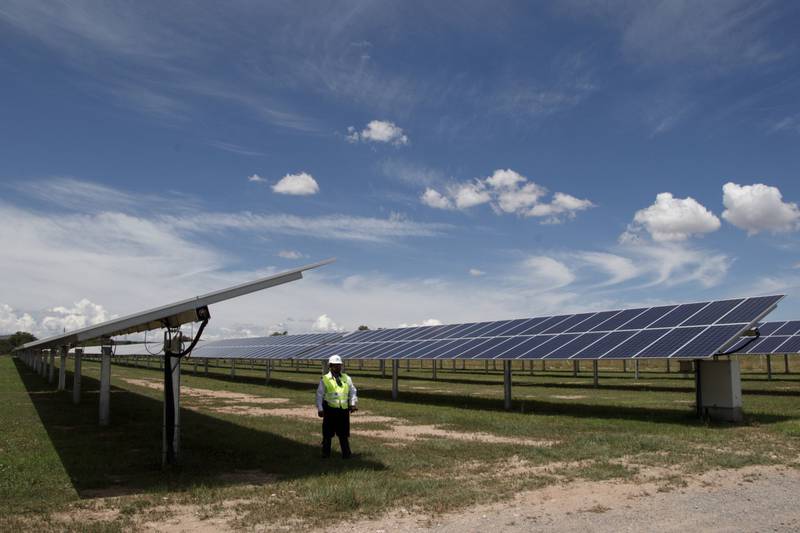 CRE ‘apaga’ proyecto a 6 privados para generar energía eléctrica solar