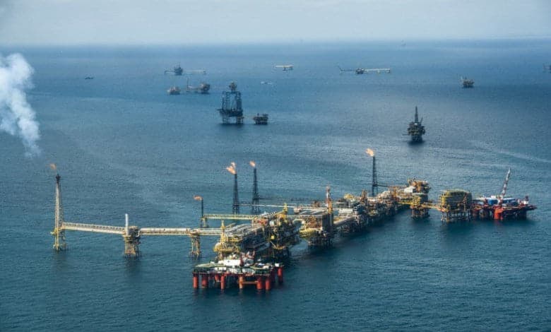 PRESIDENTE DE LA CNH VE POSIBLES FARMOUTS DE PEMEX